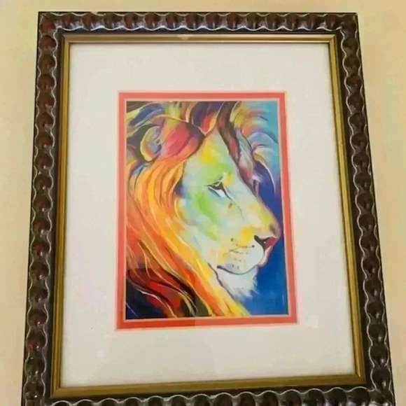 colorful lion print - Picture 2 of 4